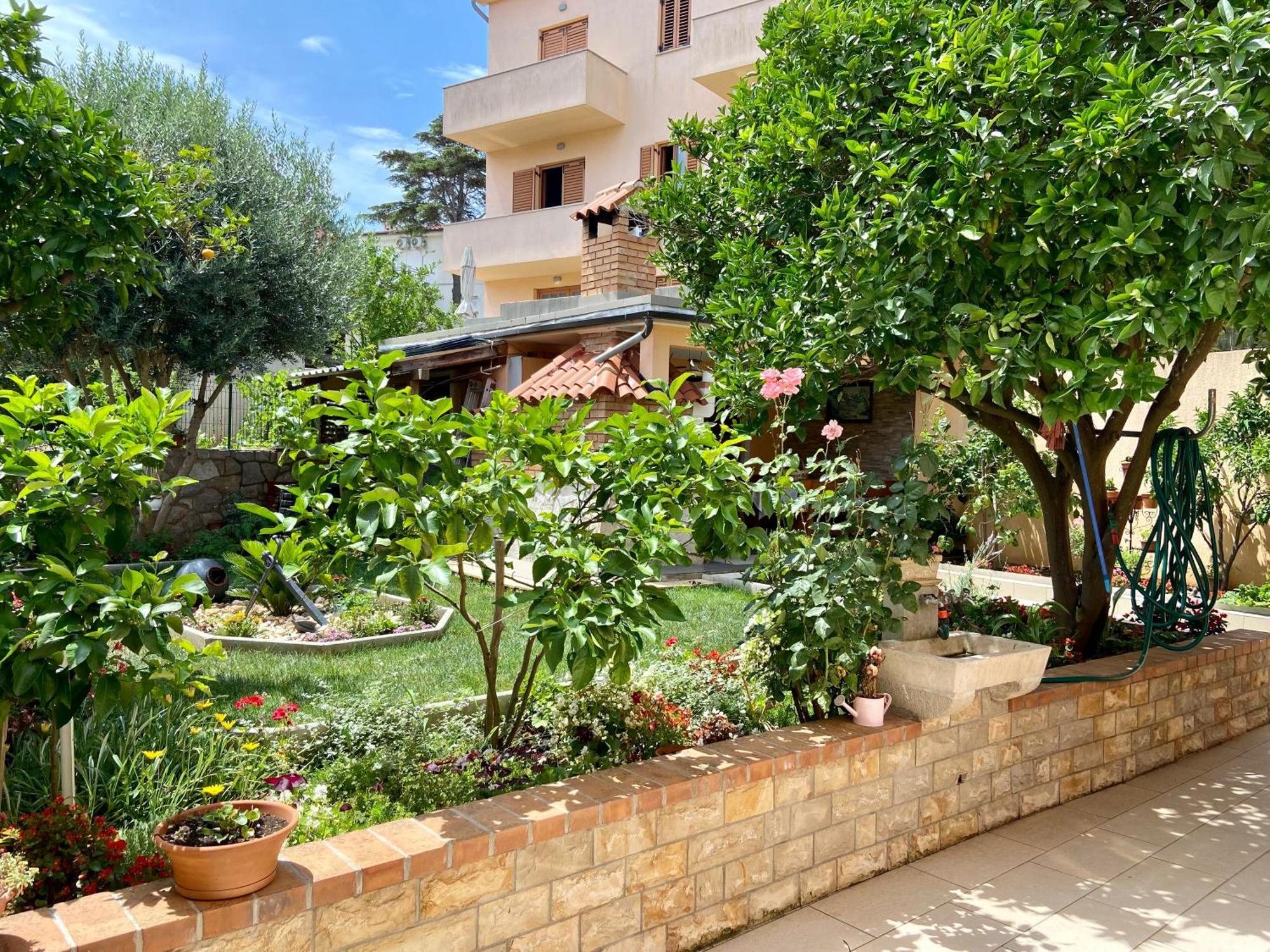 Apartments Leila Mali Lošinj Buitenkant foto