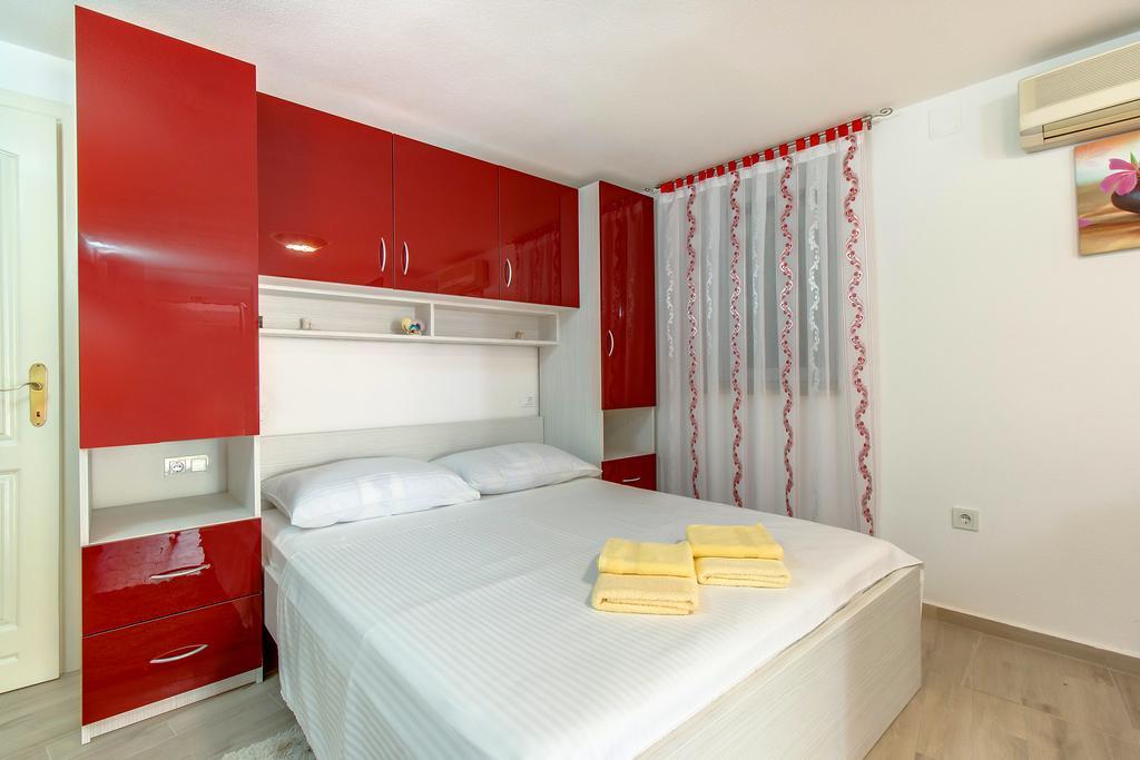 Apartments Leila Mali Lošinj Buitenkant foto