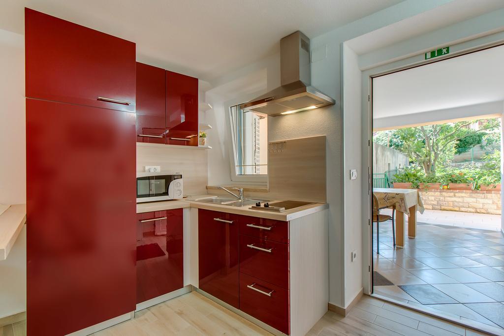 Apartments Leila Mali Lošinj Buitenkant foto